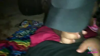 burl&aacute;ndose de un enano en la playa con una mamada y un buen paseo